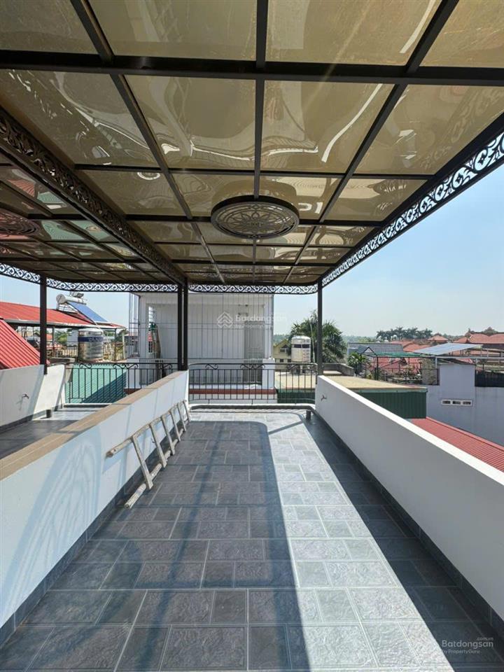 Hiếm, nhỉnh 6 tỷ nhà thang máy tại long biên, gần 40m2 x 5 tầng, vài bước chân ra mặt phố