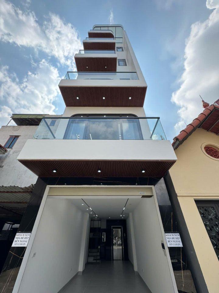 🏠Bán Nhà Gần Aeon Mall - Long Biên, 46m x 6 tầng thang máy, Ô tô Vào nhà, Giá 9 tỷ xíu