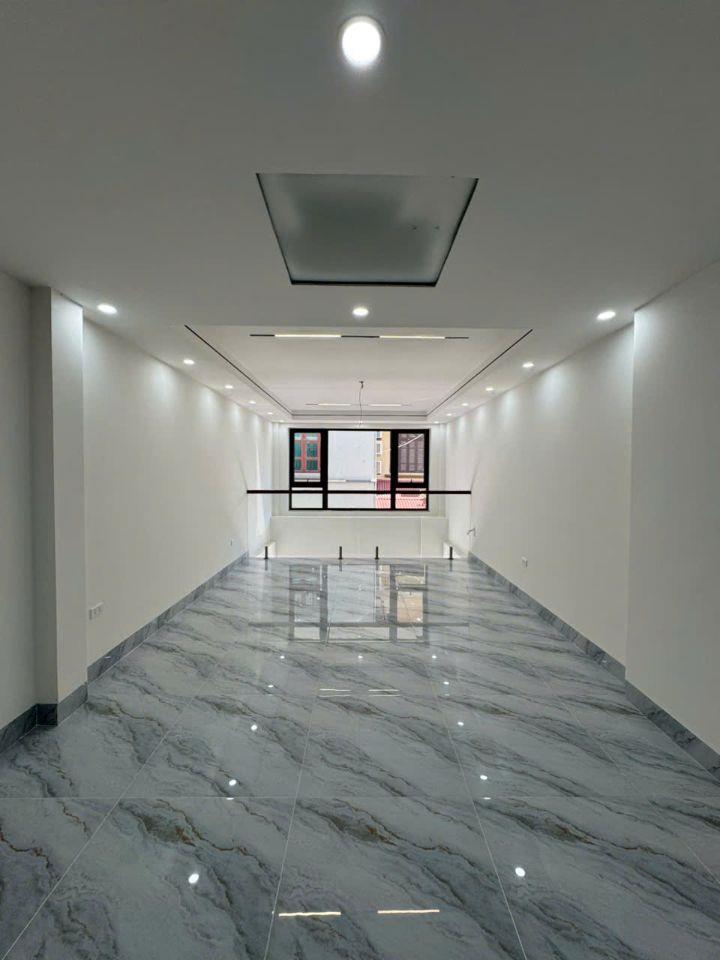 🏠Hiếm, nhỉnh 7 tỉ Nhà Long Biên, Thiết Kế DupLex Hiện đại 45m x 6 tầng Thang máy, Sát Phố