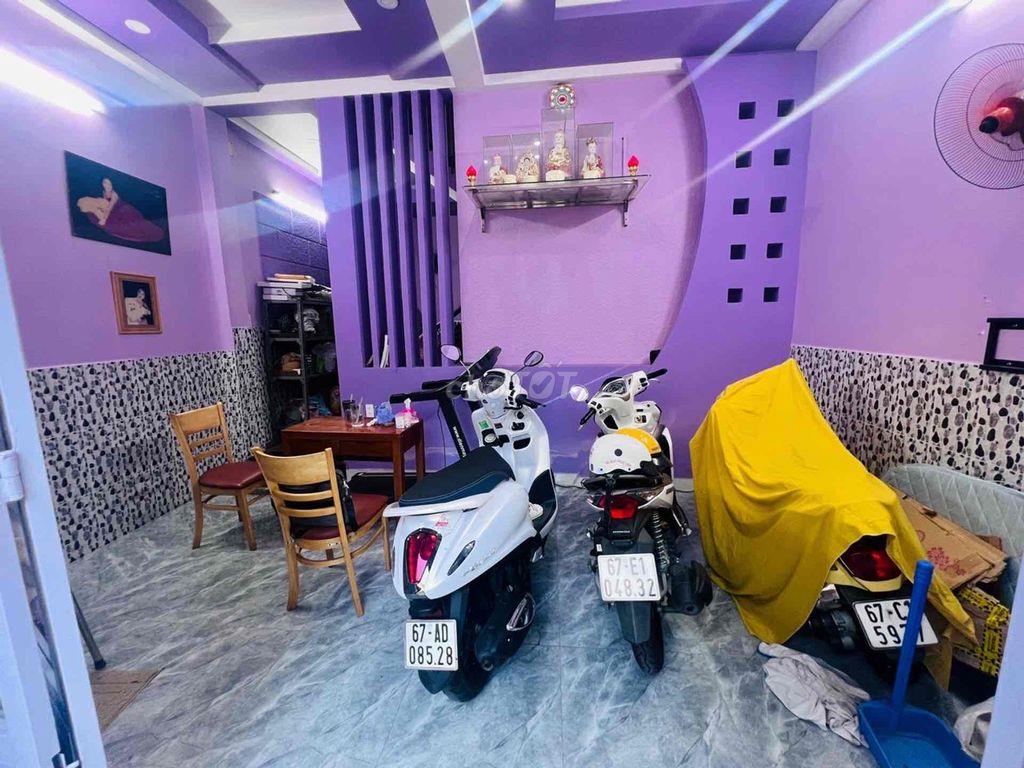 CHỦ CẦN BÁN GẤP NHÀ PHẠM THẾ HIỂN