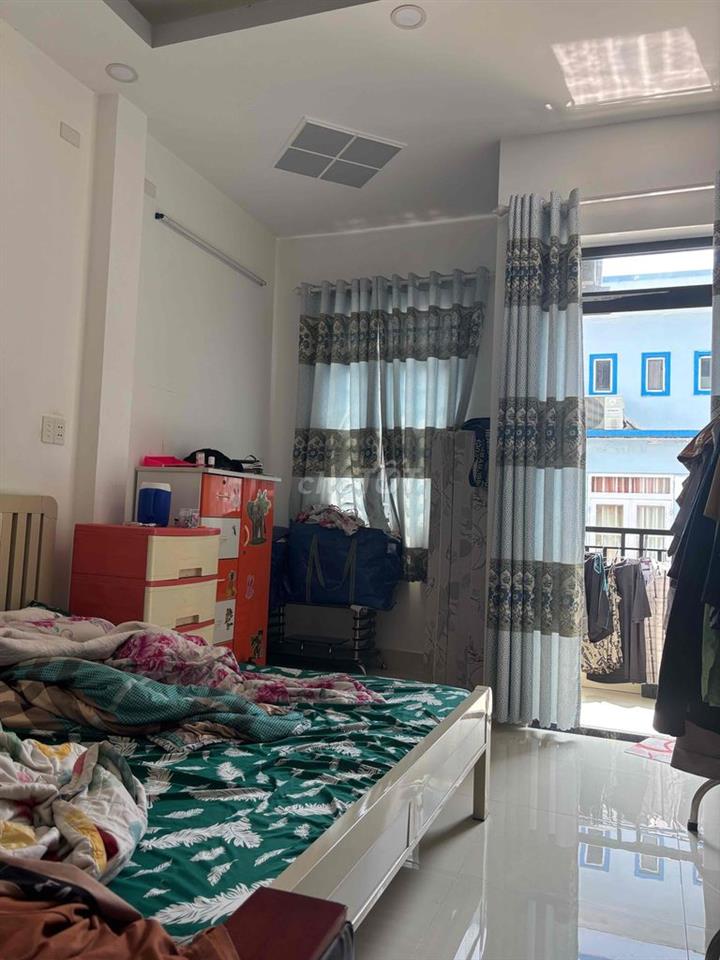 Nhà 2 mặt tiền Phạm Thế Hiển