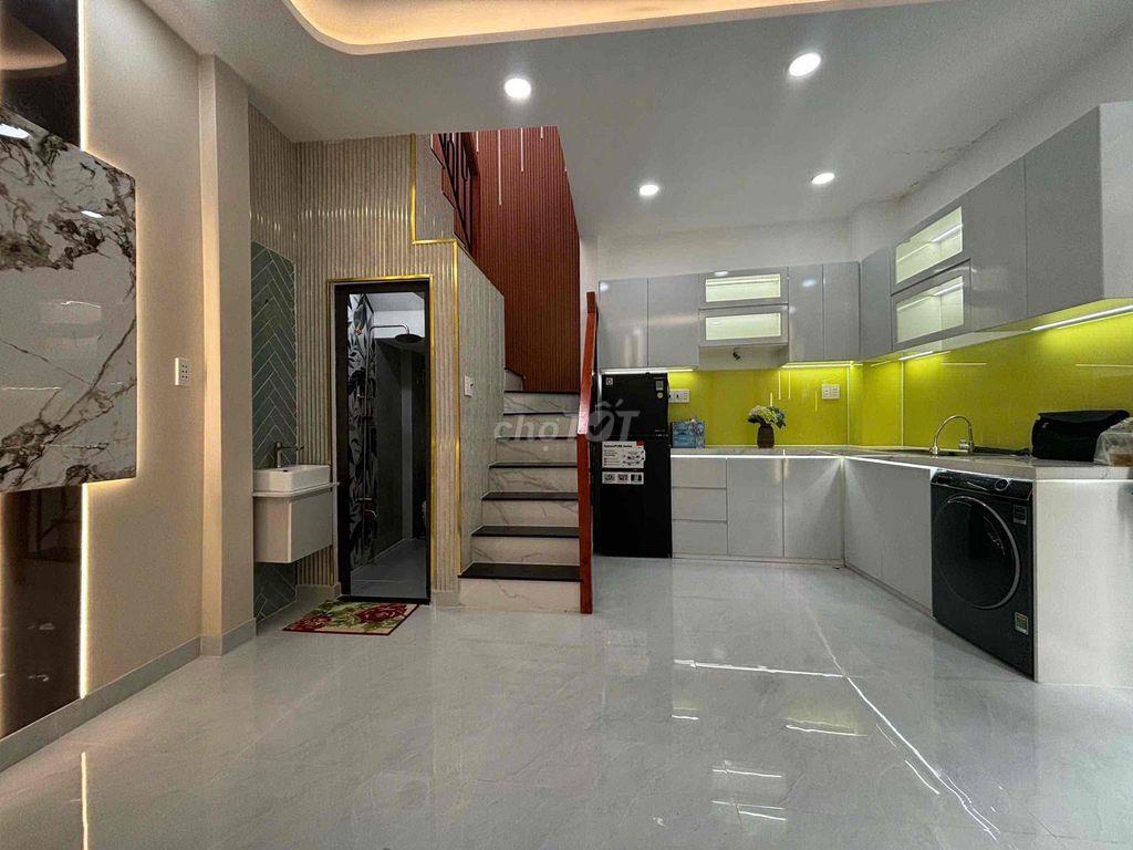 BÁN NHÀ cầu CHÁNH HƯNG Q8