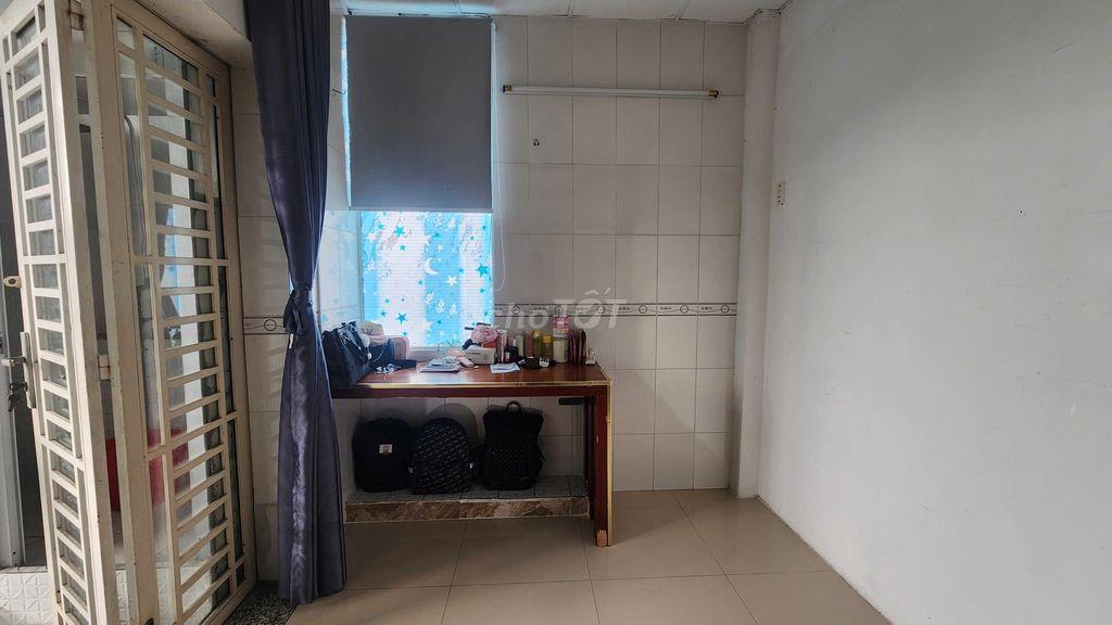 Tìm nữ ở ghép – Phòng sạch đẹp, ở 2 người, chi phí chia đôi