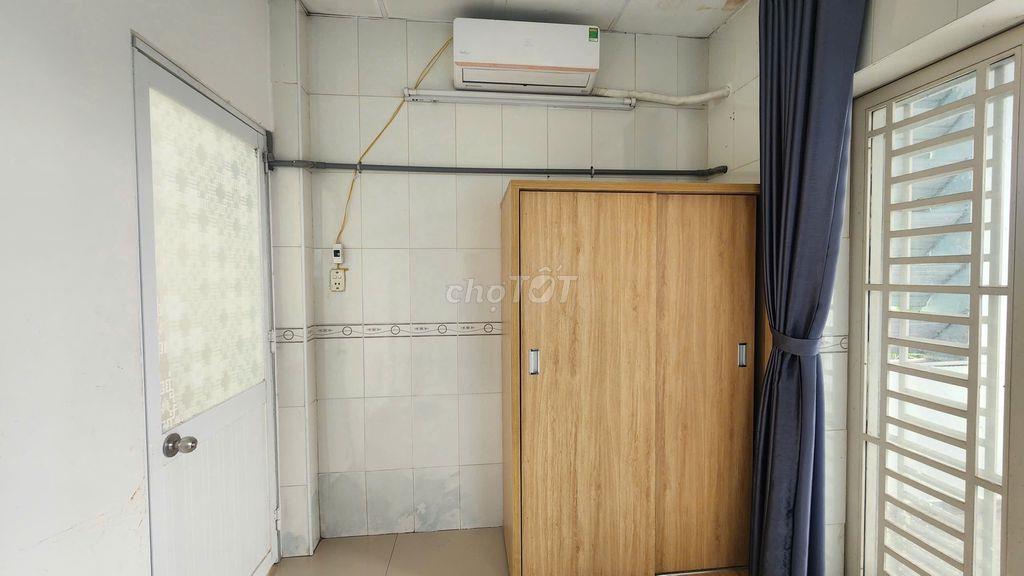 Tìm nữ ở ghép – Phòng sạch đẹp, ở 2 người, chi phí chia đôi