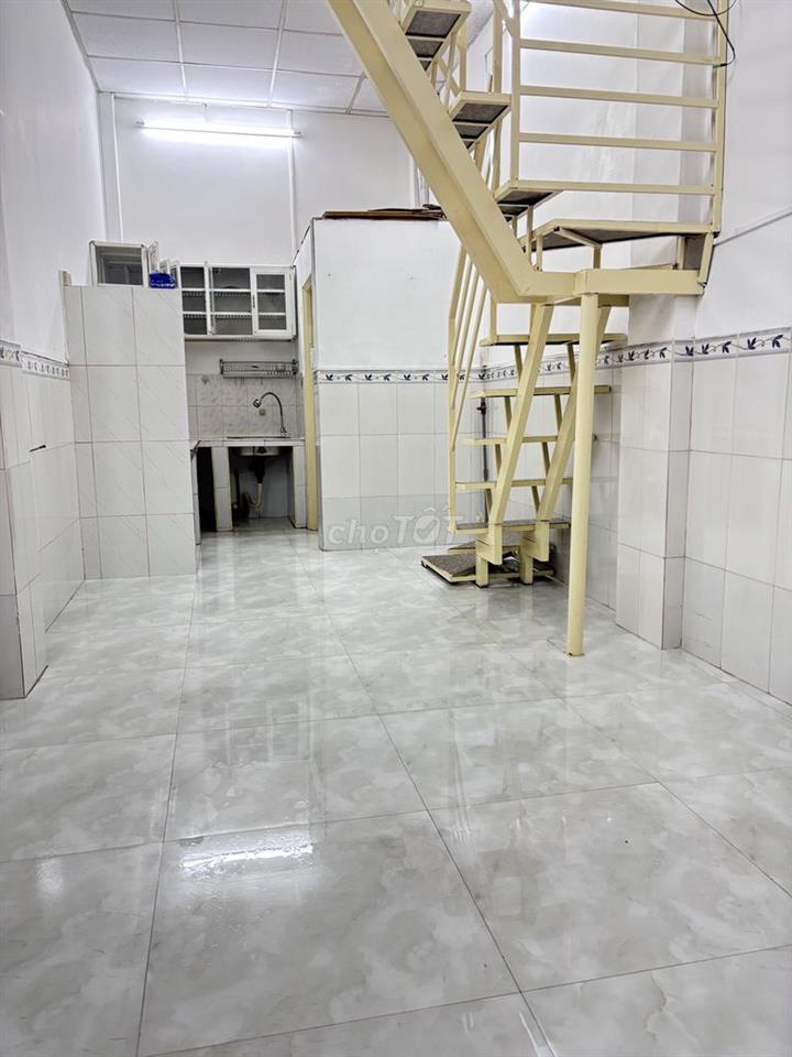 Nhà chính chủ