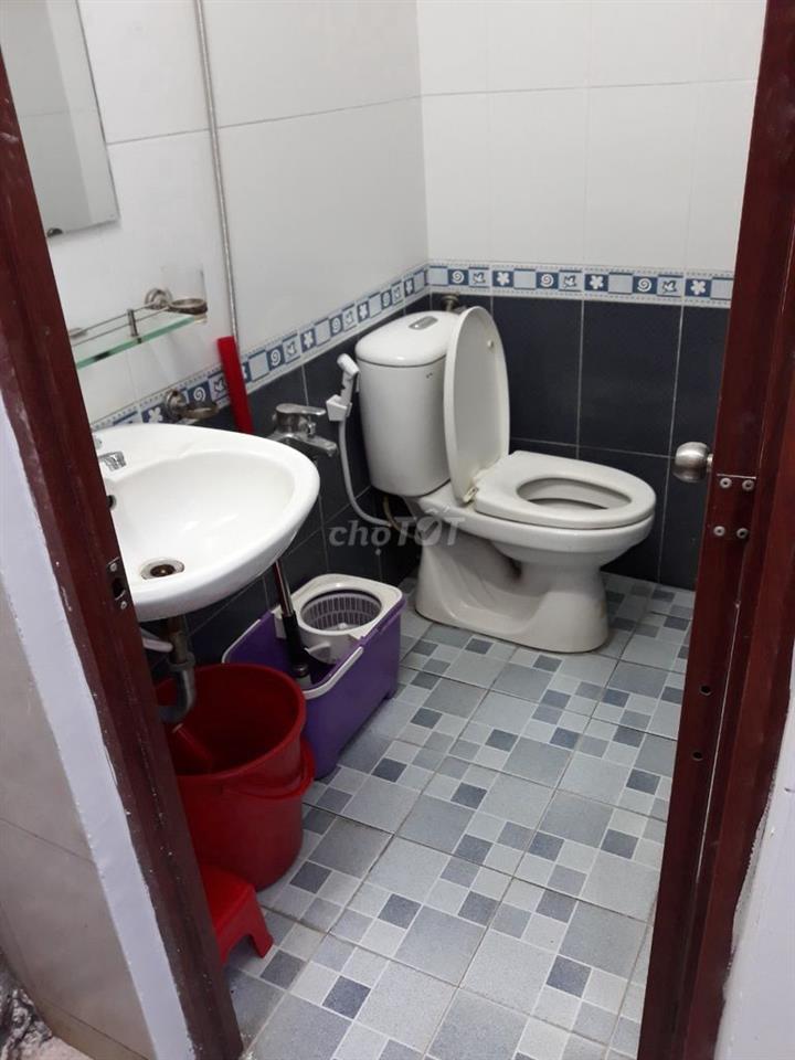 Cho thuê nhà nguyên căn 4PN, đường Phan Huy Ích, P12, Q.Gò Vấp, TpHCM.