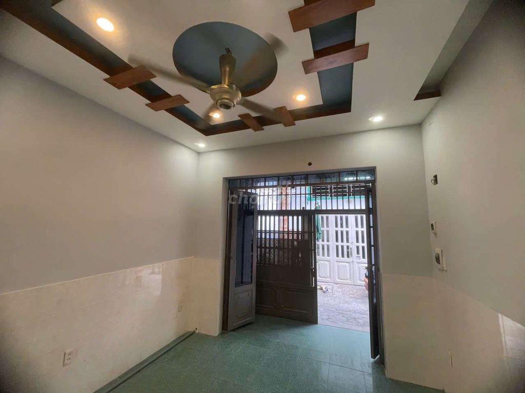 Chín chủ nhà cho thuê Dt 3.8x9m 1 lầu 2pn đường Bùi Quang Là