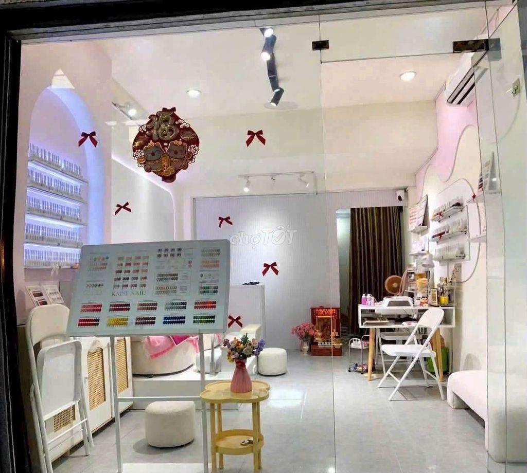 Mặt bằng mặt tiền Phan Huy Ích 4x8m gác đúc có máy lạnh buôn bán tốt