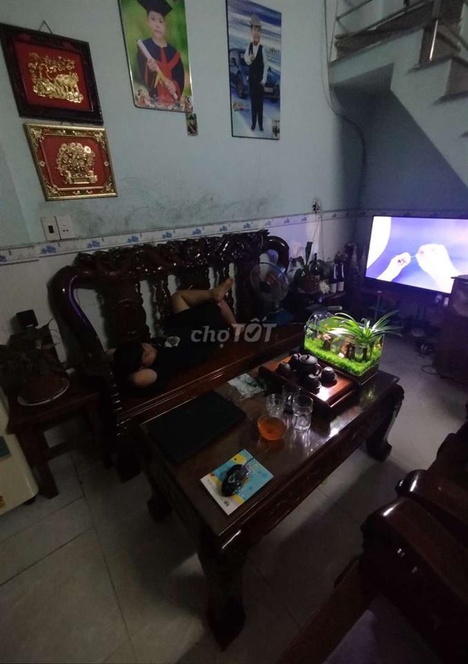 BÁN NHÀ GẦN CHỢ HÓC MÔN