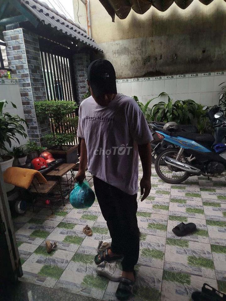 BÁN NHÀ GẦN CHỢ HÓC MÔN