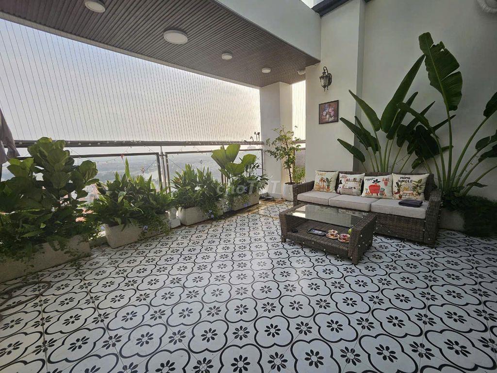 Cần bán Penthouse Him Lam Riverside Q7, 220m2 4pn 3wc chào bán 17tỷ2.