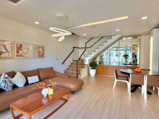 Cần bán Duplex Star Hill PMH Q7, 151m2 3PN 3WC full nt chào bán 14 tỷ
