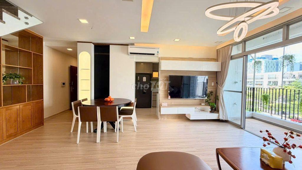 Cần bán Duplex Star Hill PMH Q7, 151m2 3PN 3WC full nt chào bán 14 tỷ