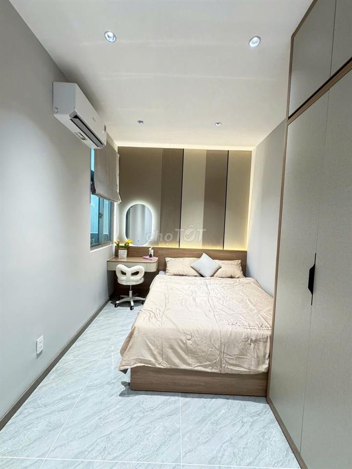 Cần bán căn hộ Sky Garden 1 PMH Q7, 3PN 81m2 full nt cao cấp giá 6,6tỷ