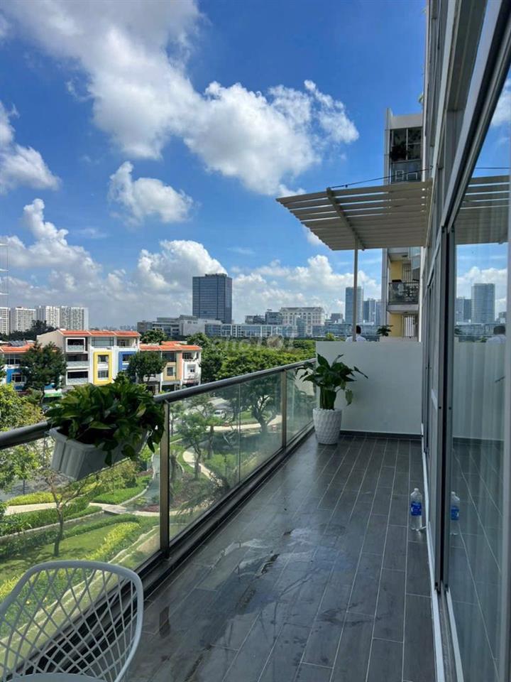 Cho thuê căn hộ Gardencourt 1, PMH Q7. 3PN 147m2 full nt giá 42 tr/th.