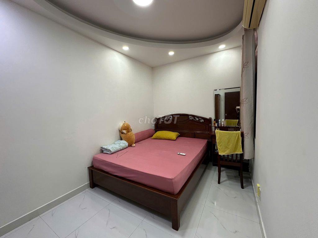 Cần cho thuê căn hộ Sky Garden 2, PMH Q7, 2PN 2WC giá 12tr/th.