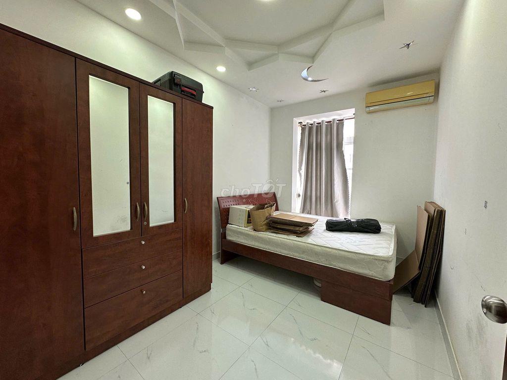 Cần cho thuê căn hộ Sky Garden 2, PMH Q7, 2PN 2WC giá 12tr/th.