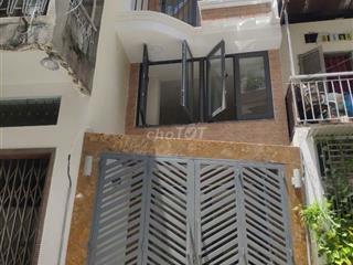 Nhà 3 tầng 4PN hẻm Lê Văn Sỹ, gần chợ Bùi Phát
