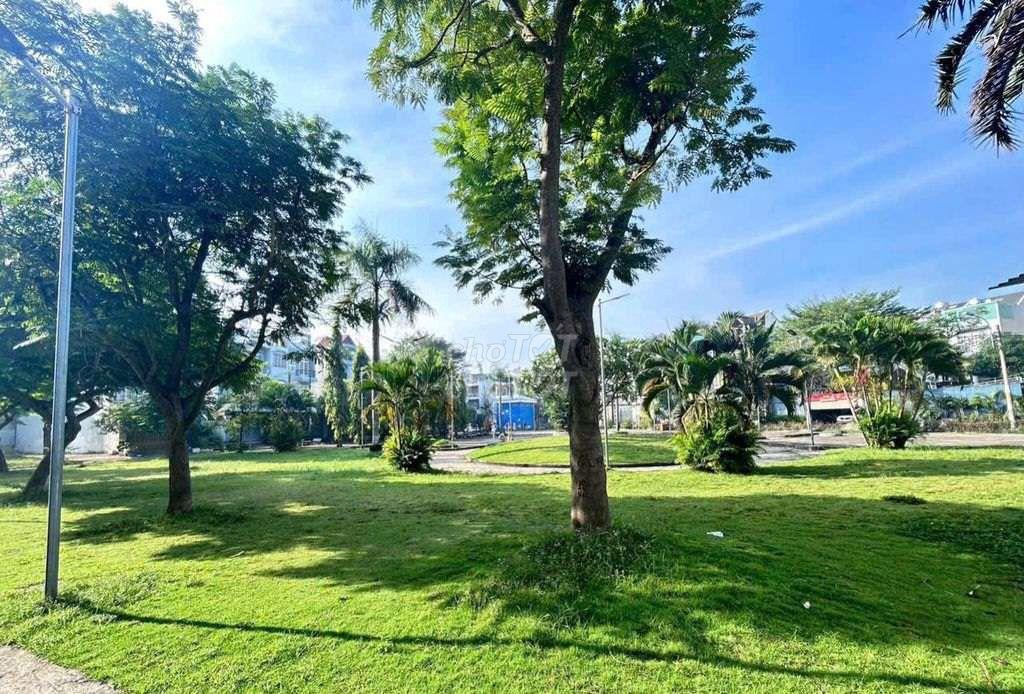 Bán căn hộ cc D2 Phú Lợi 76m2 căn góc 3 ban công 2pn