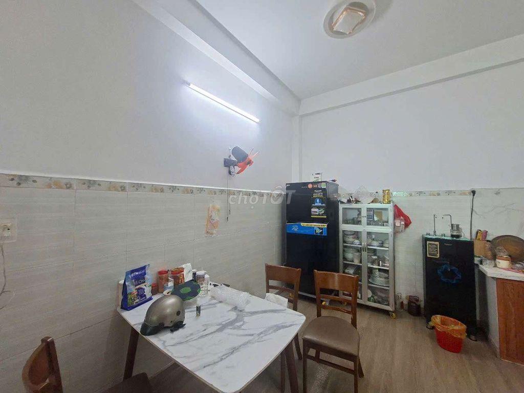 Hiếm Tân Bình - Ngang 5m - 50m2 - 3 tầng - Nhà còn mới - 5 tỷ - 