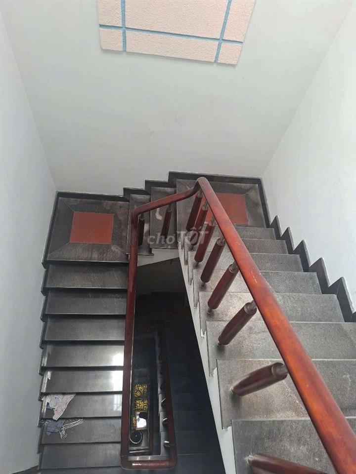 Hẻm xe hơi tránh 1 sẹc quang trung gò vấp - 54m2 - 4 tầng -nhỉnh 6 tỏi