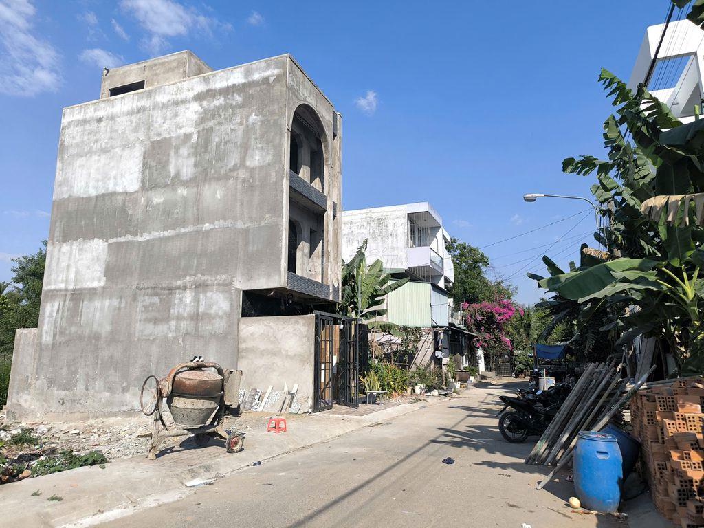 BÁN ĐẤT THỔ CƯ VỊ TRÍ ĐẸP – GẦN VINHOME GRAND PARK