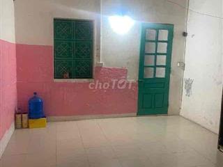 cho thuê nhà chính chủ 4 phòng ngủ điện nước giá dân
