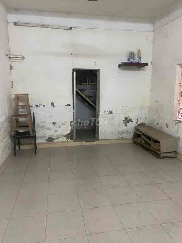 cho thuê nhà chính chủ 4 phòng ngủ điện nước giá dân