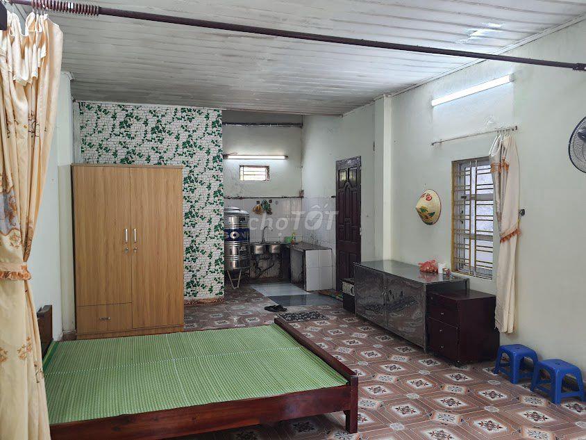Cho thuê nhà cấp 4, diện tích 50 m2 ở Lai Xá, nhà ở riêng biệt