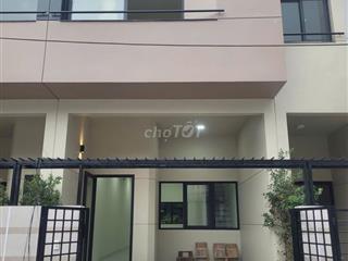 3.85 tỷ block B compound Cát Tường J Home
