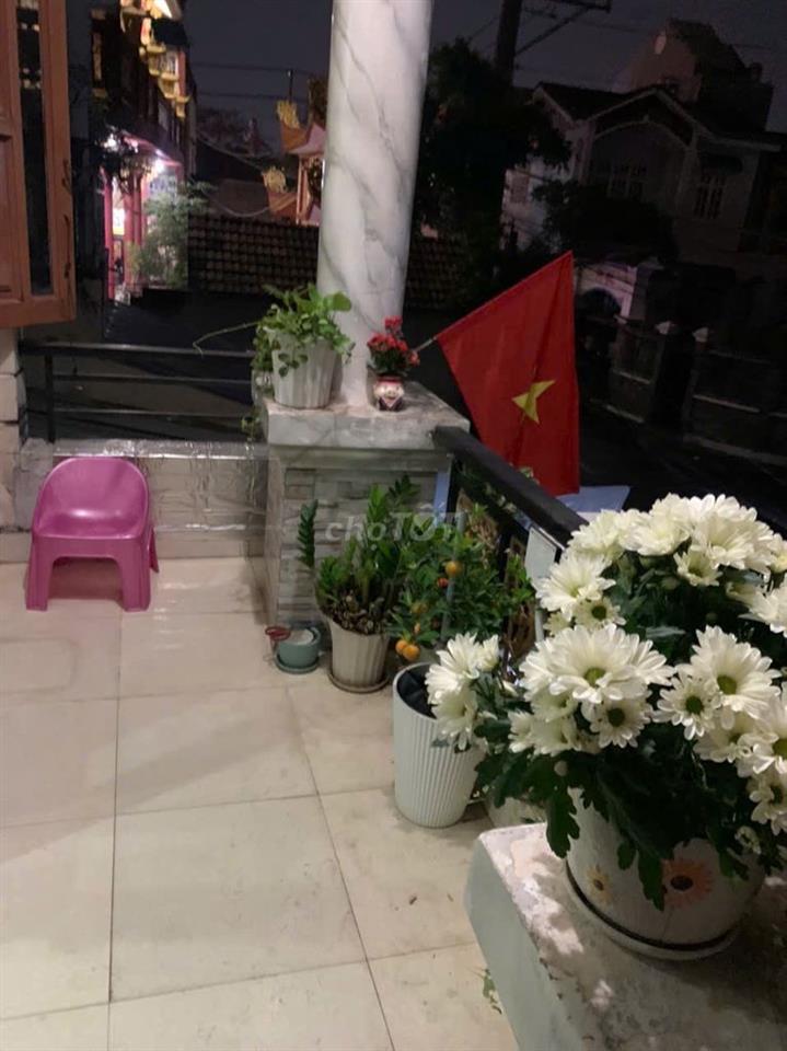 NHÀ SỔ HỒNG RIÊNG MẶT TIỀN, SÁT QL 1K, GẦN BIGC GO DĨ AN.