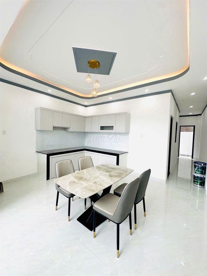 Chủ Cần Bán Nhà Gác Lửng Thông Tầng Đẹp Y Hình - LVCC còn thương lượng