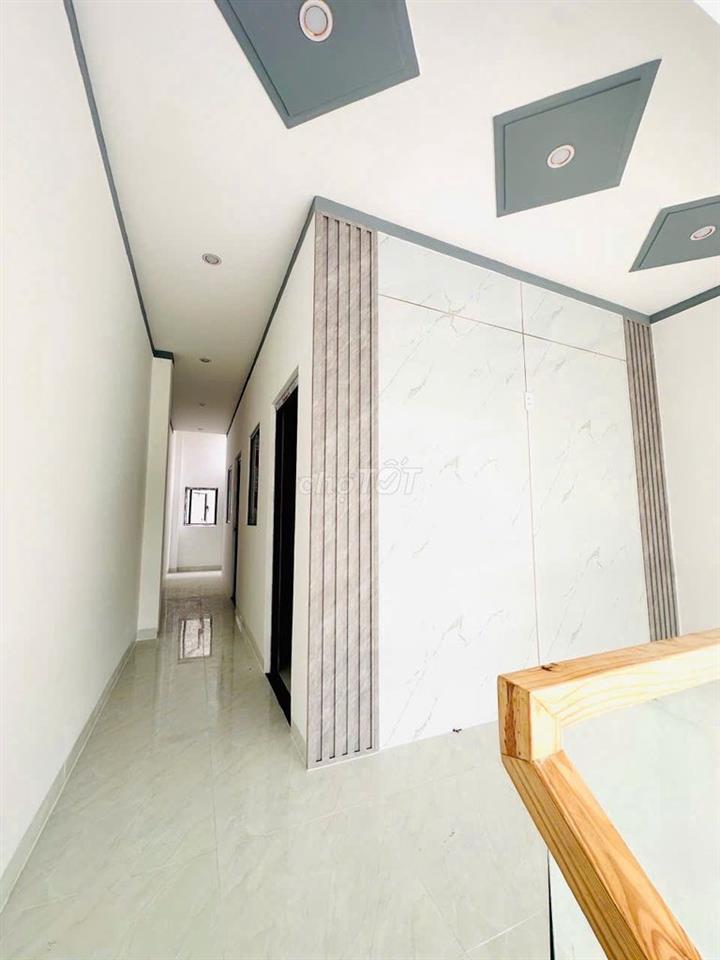 Chủ Cần Bán Nhà Gác Lửng Thông Tầng Đẹp Y Hình - LVCC còn thương lượng