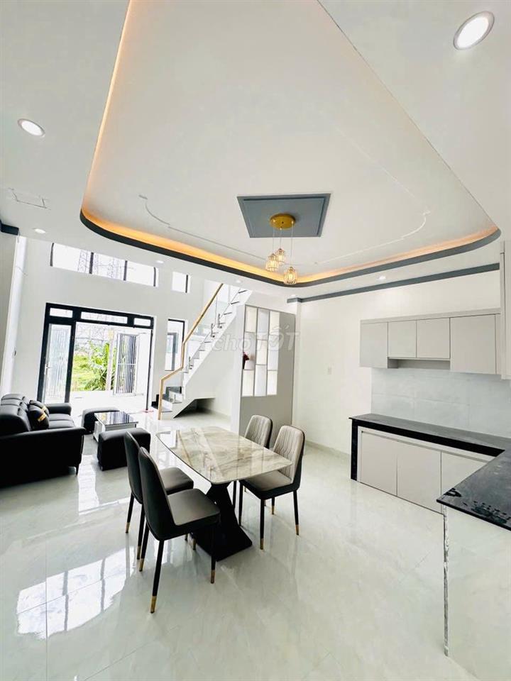 Chủ Cần Bán Nhà Gác Lửng Thông Tầng Đẹp Y Hình - LVCC còn thương lượng