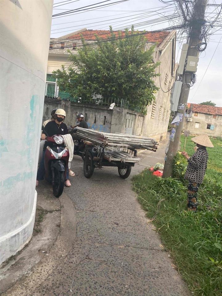 nhà phường 7 , tương lai có 32m vuông là mặt tiền đường Lê Lợi