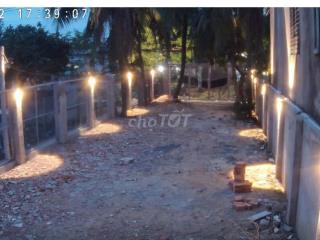 Cần cho thuê nhà và đất diện tích lớn 835 m2
