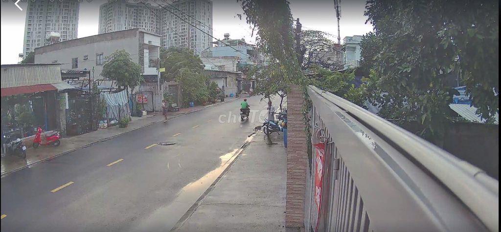 Cần cho thuê nhà và đất diện tích lớn 835 m2