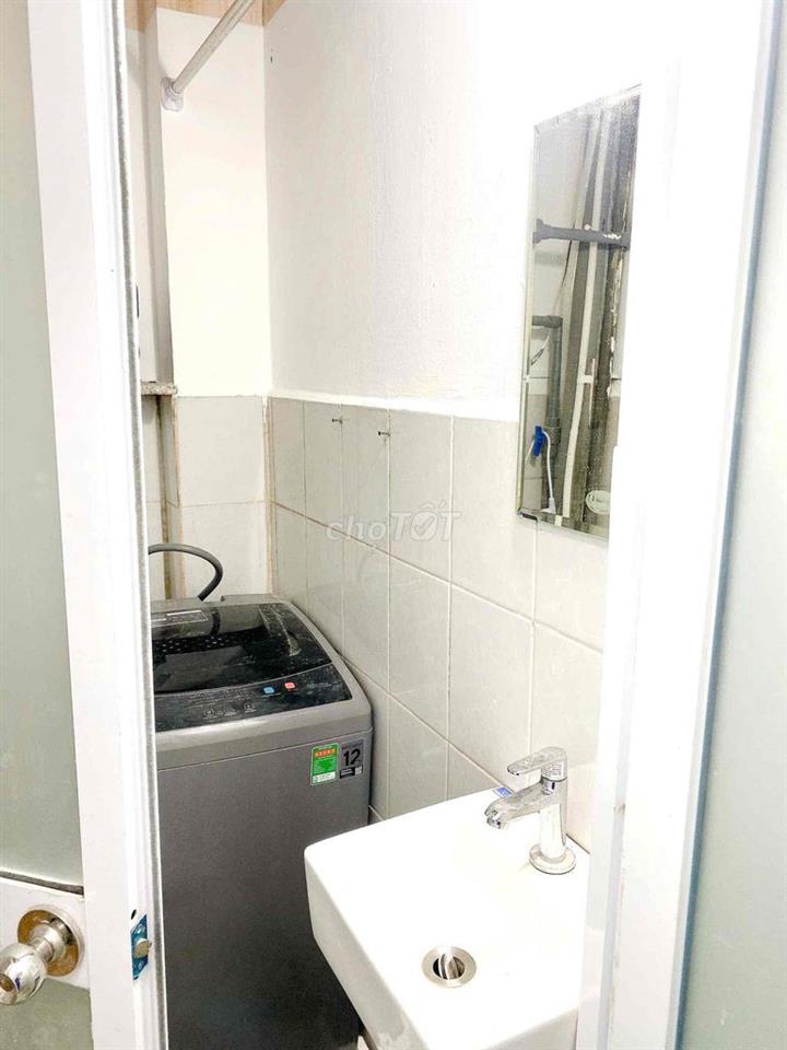 Cần cho thuê phòng hẻm xe tải Tô Hiến Thành 20m2 funl nội thất . BigC