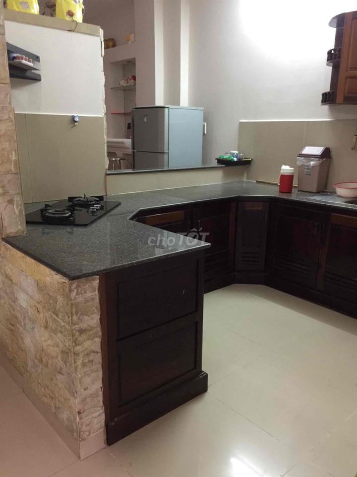 Cho thuê nhà 1 lầu hẻm ba gác cách nguyễn ái quốc 30m
