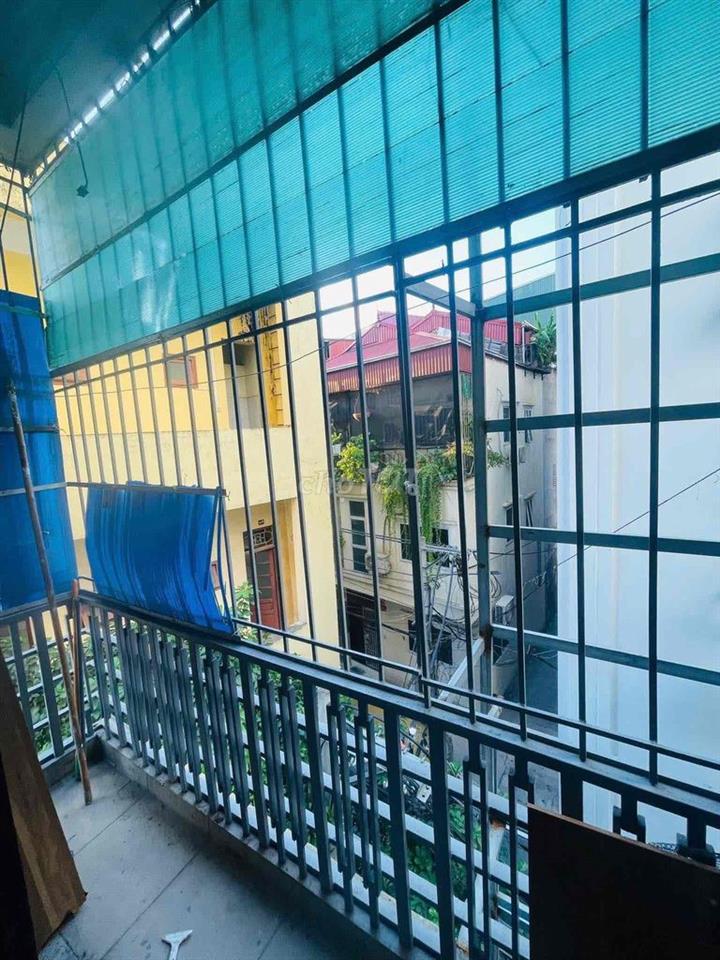cần pass phòng gấp ở ngõ 12 quang trung hà đông