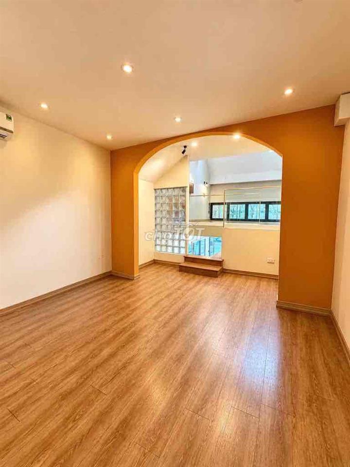 🏡 MẶT BẰNG ĐẸP MẶT PHỐ LONG BIÊN 1 – SẴN SÀNG ĐÓN CHỦ MỚI 60m² | 2 tần