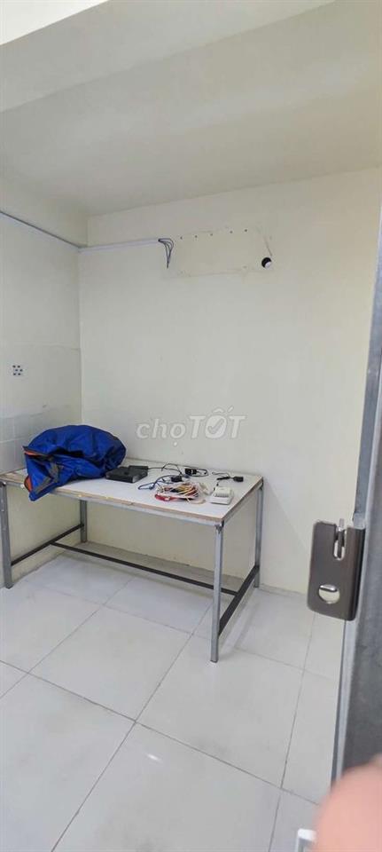 Cho thuê nhà mặt tiền dg quang trung