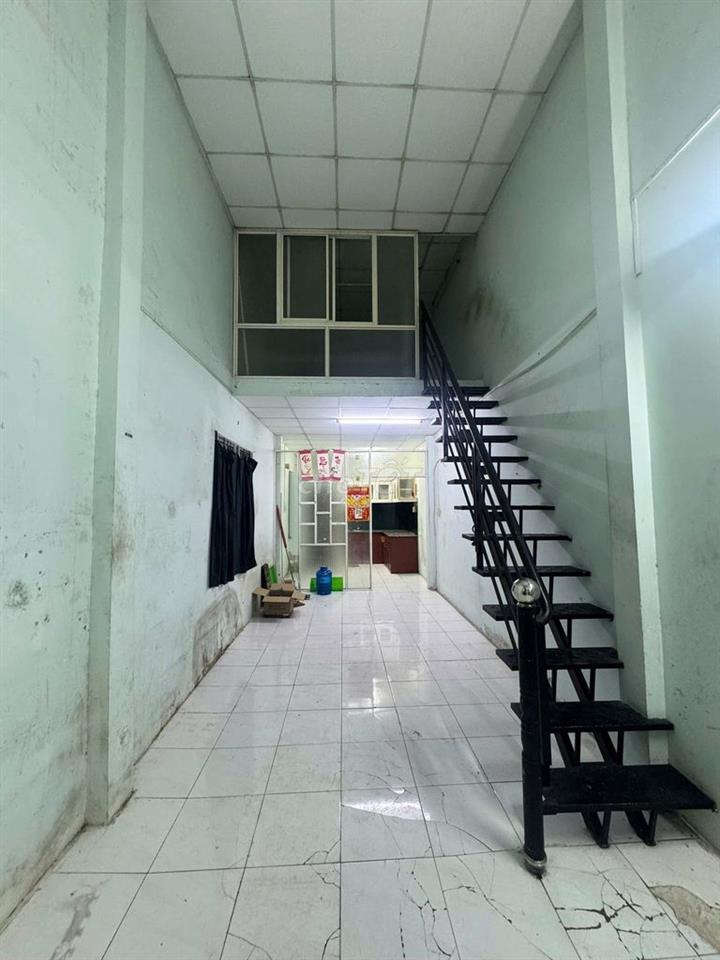 CHÍNH CHỦ CẦN BÁN NHÀ MẶT TIỀN - BÌNH CHÁNH (VI BẰNG)