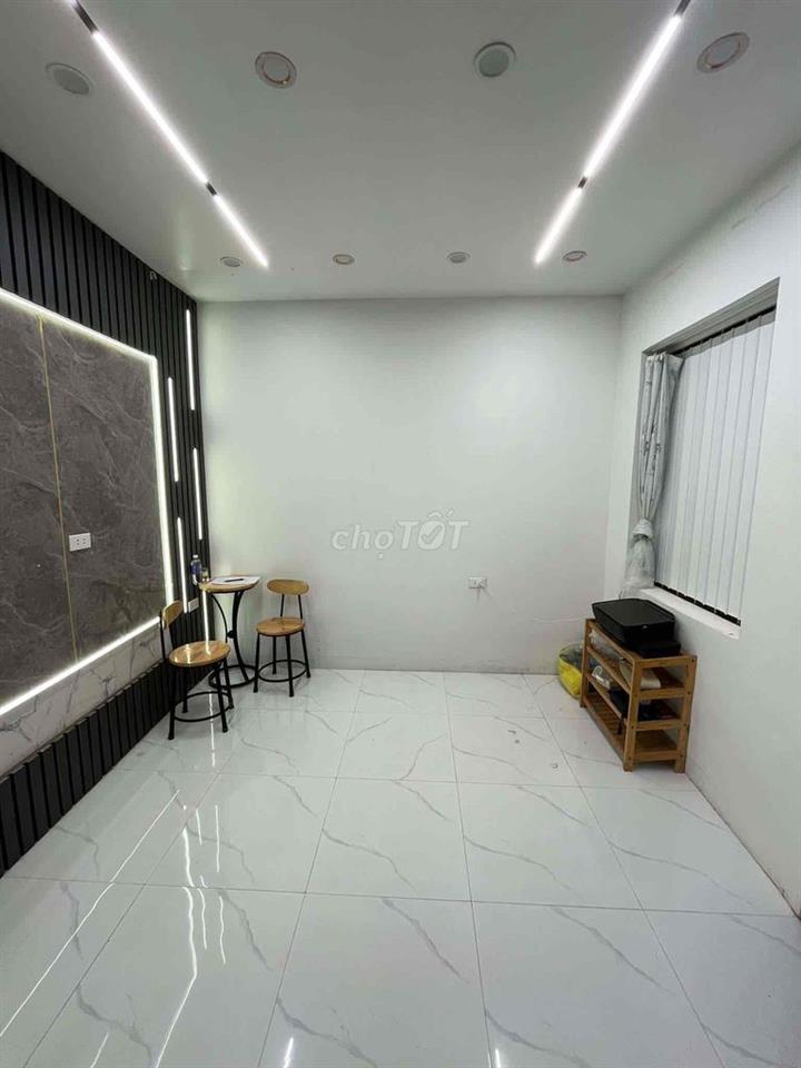 MBKD  Hoàng Cầu tầng 1 SIÊU RẺ