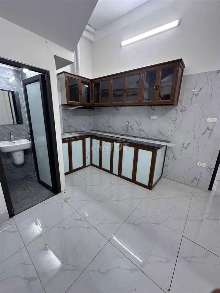 Tìm thêm 2 bạn thuê nhà nguyên căn cùng mình