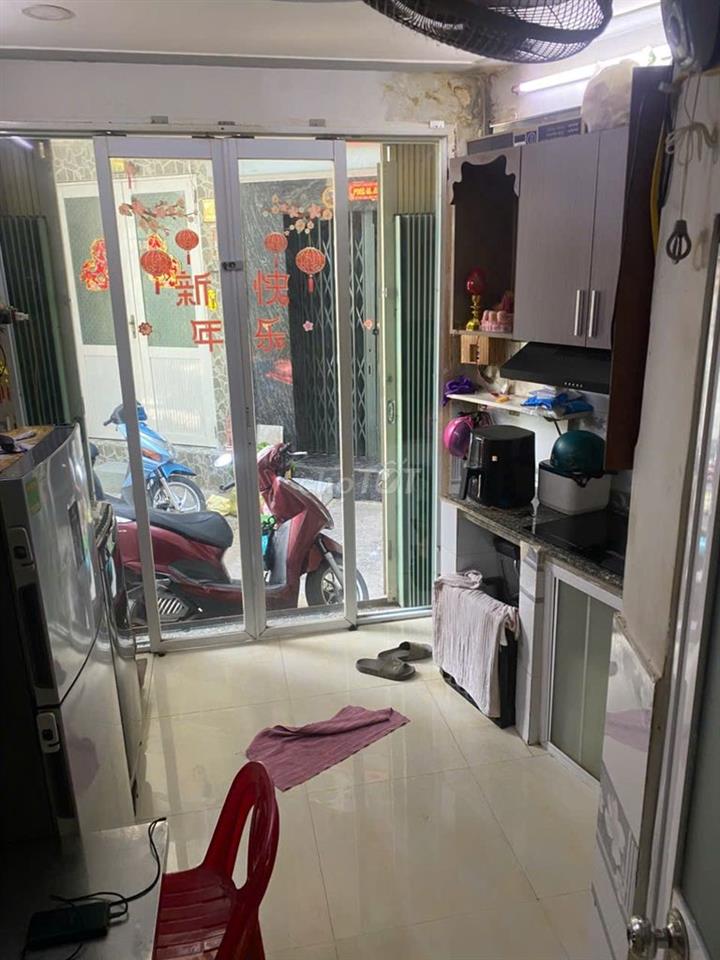 Cần bán nhà chính chủ P12 Q6