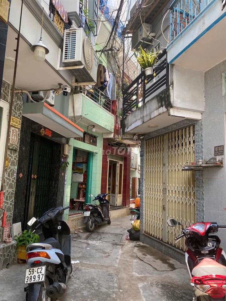 Cần bán nhà chính chủ P12 Q6