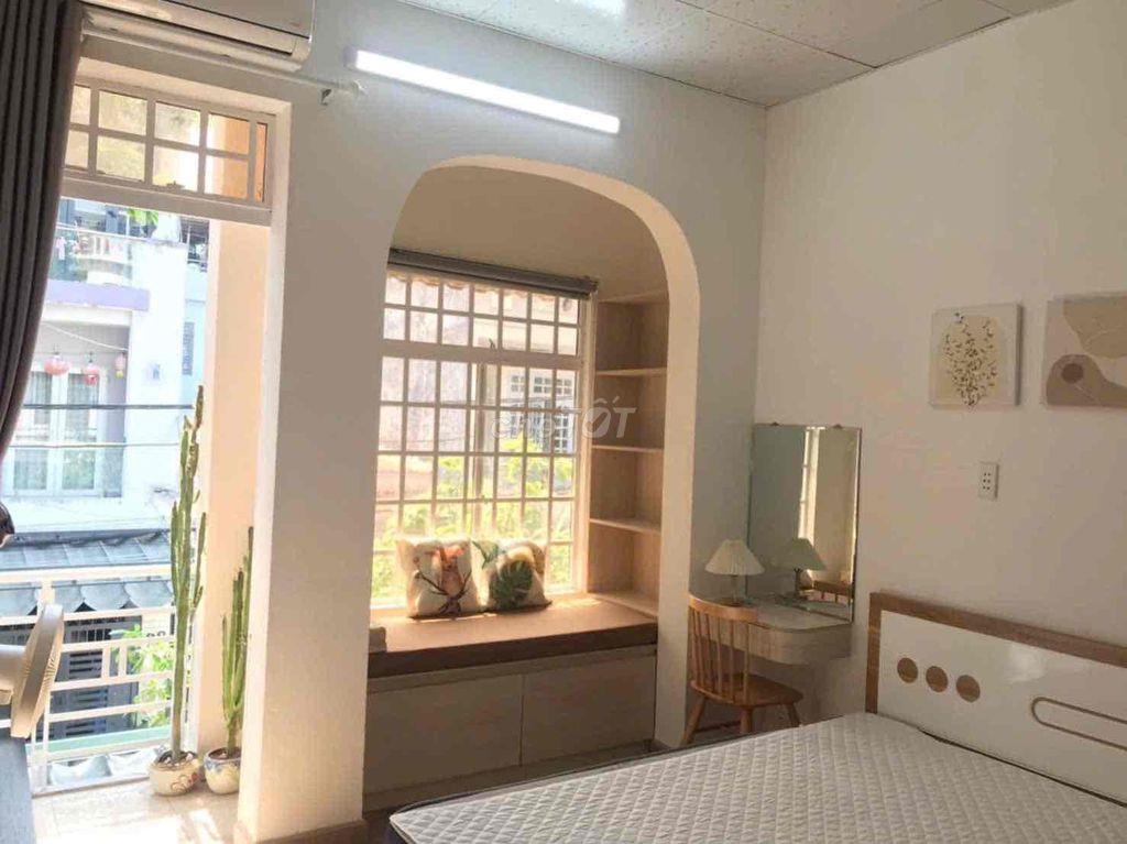 Bán nhà 3 tầng đường Võ Như Hưng 90m2 giá 12.5 Tỷ