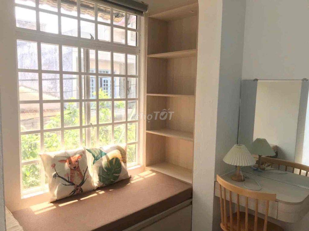 Bán nhà 3 tầng đường Võ Như Hưng 90m2 giá 12.5 Tỷ