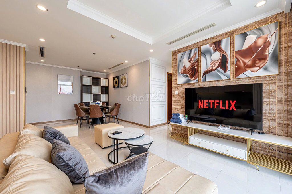 Tôi bán CH 52m2/2 tỷ1 (2pn) SHR,Đẹp,vay 70% .Hoàng Văn Thủ